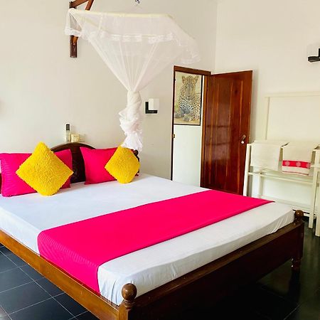 Mali Guest House 希克杜沃 外观 照片